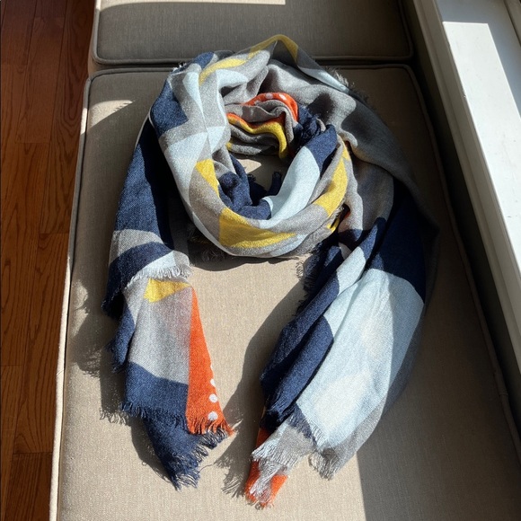 Accessories - Geometric Pattern Scarf Wrap in Navy, Gray, Yellow & Orange NEW